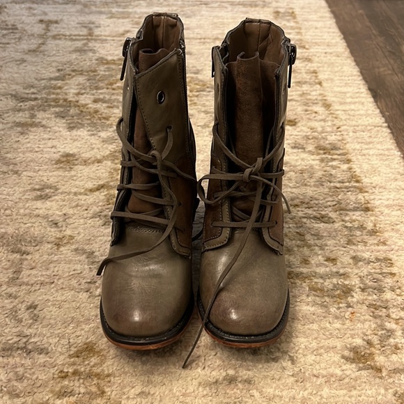 Pierre Dumas Boots 🤍 - Picture 3 of 4